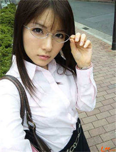 莫小美
