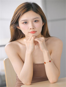 吴伟伦